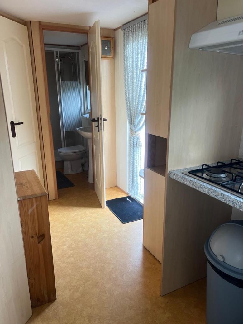 Net Achter De Dijk 125 Hotel Bruinisse Bagian luar foto